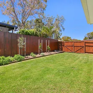 Holiday home Browning Boulevard 9, Battery Hill, Caloundra